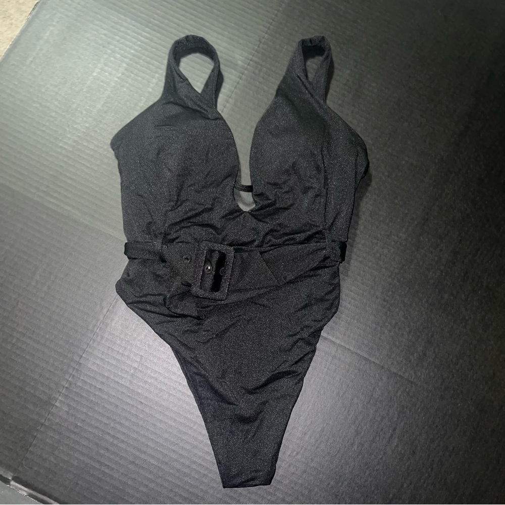 Buff bunny collection one piece size L
